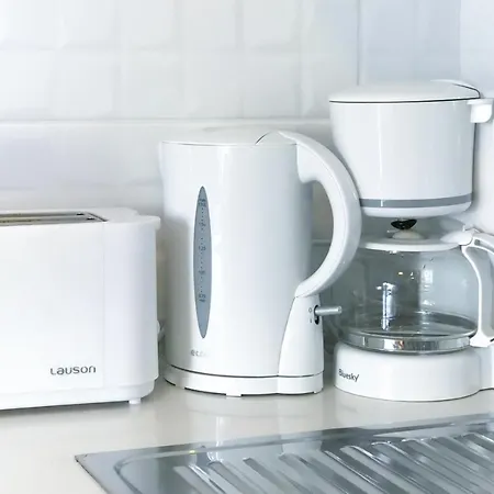 Lejlighed Modern With Pool - Yumbo & *