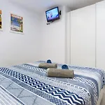 Modern With Pool - Yumbo & Apartmán